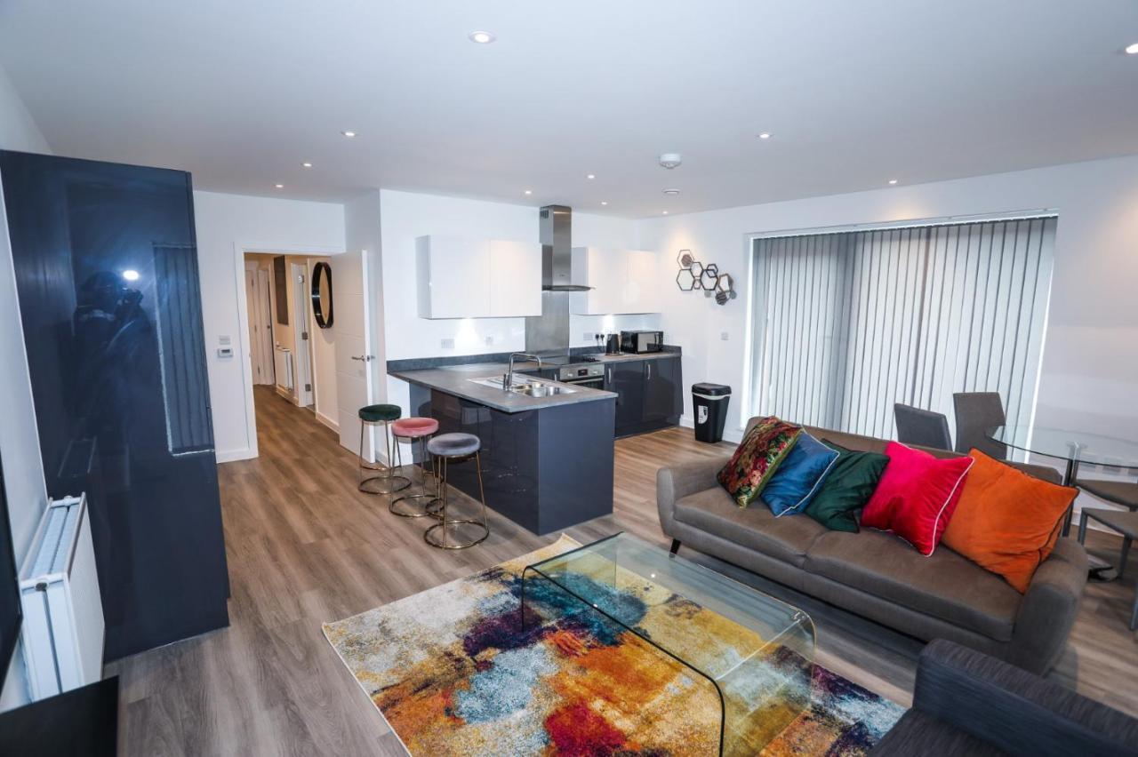 Lovely 2 Bed Apartment With Parking Londres Extérieur photo