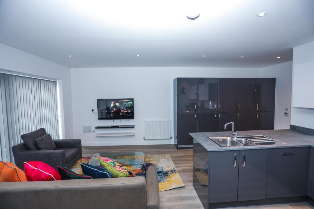 Lovely 2 Bed Apartment With Parking Londres Extérieur photo